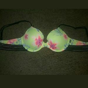34C PINK Victoria's Secret Everyday T Shirt Bra